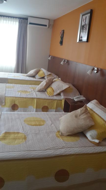 Hotel Mitru - Tarija Room photo